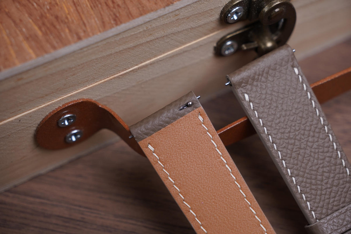 etoupe epsom leather watch strap – photo 3
