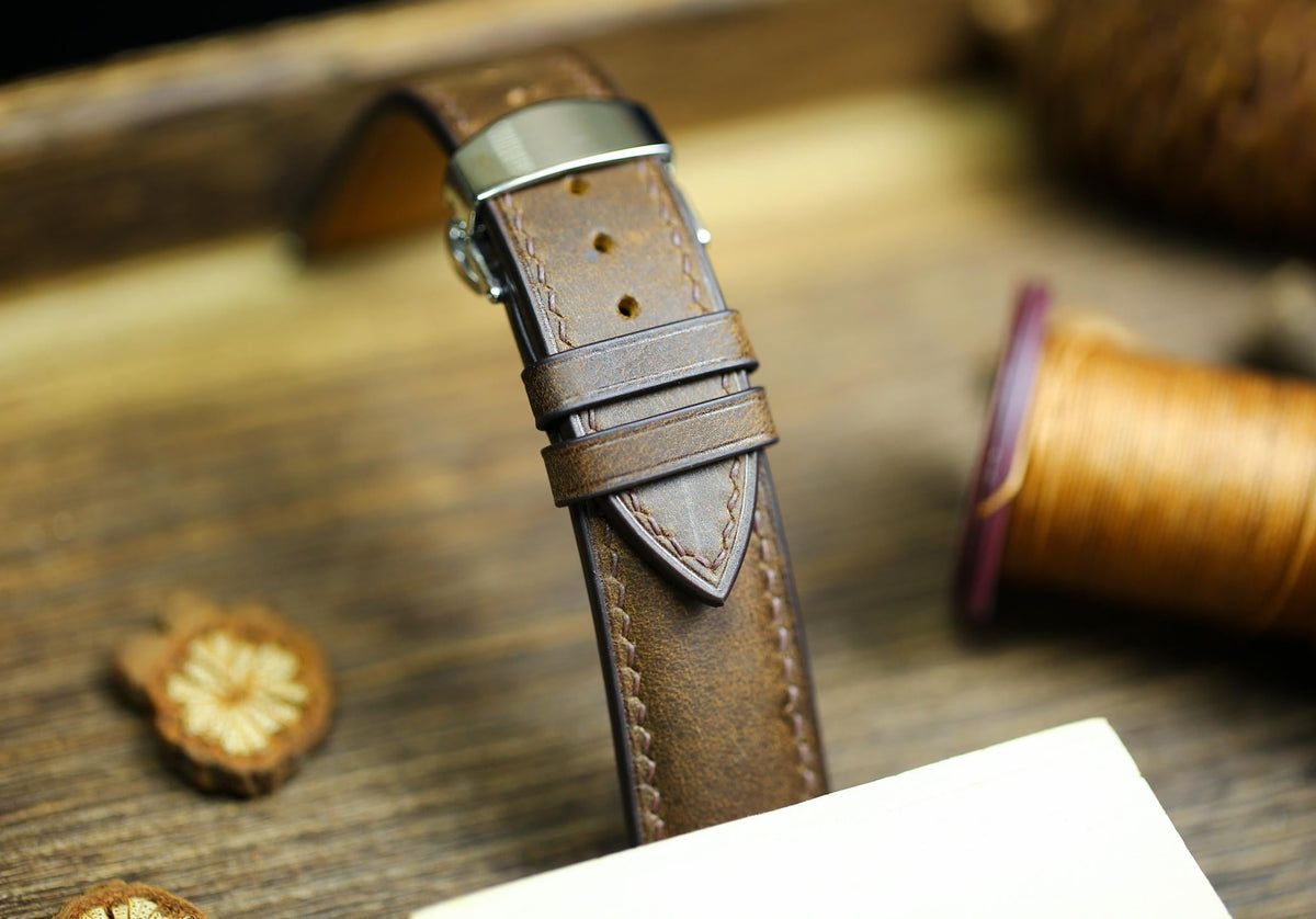 waxy brown maya leather watch strap – photo 3