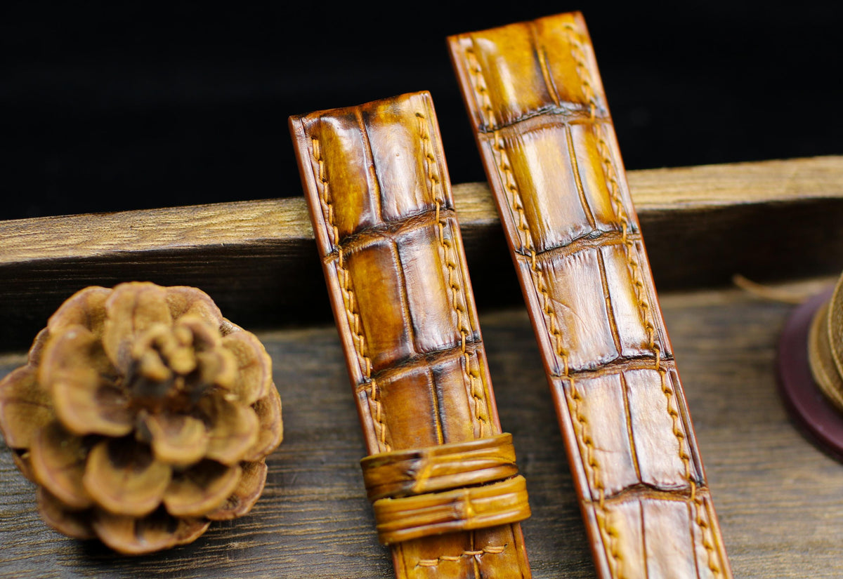 hand-dyed patina tan alligator leather watch strap – photo 3