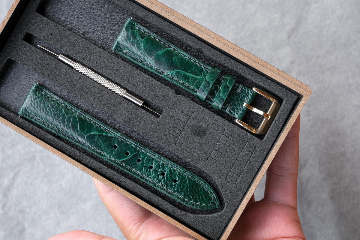 polished green ostrich leg leather watch strap – photo 4