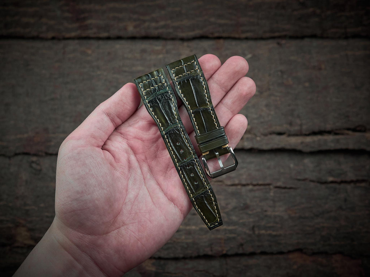 olive green alligator leather watch strap – photo 2