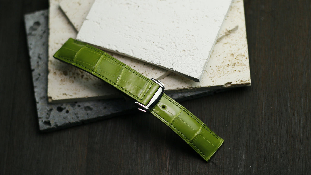 light green alligator leather watch strap – photo 3