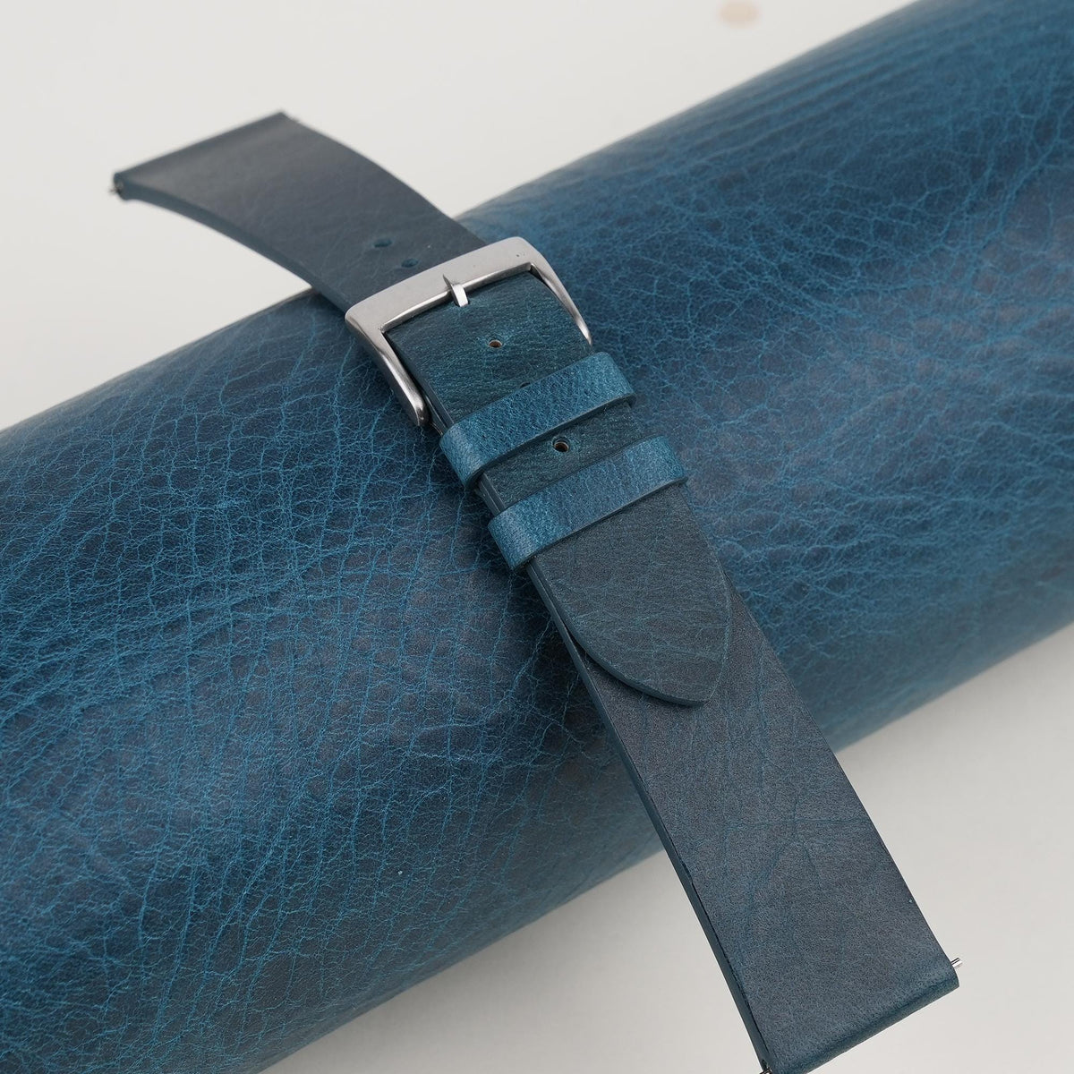 aqua blue waxed leather watch strap – photo 3