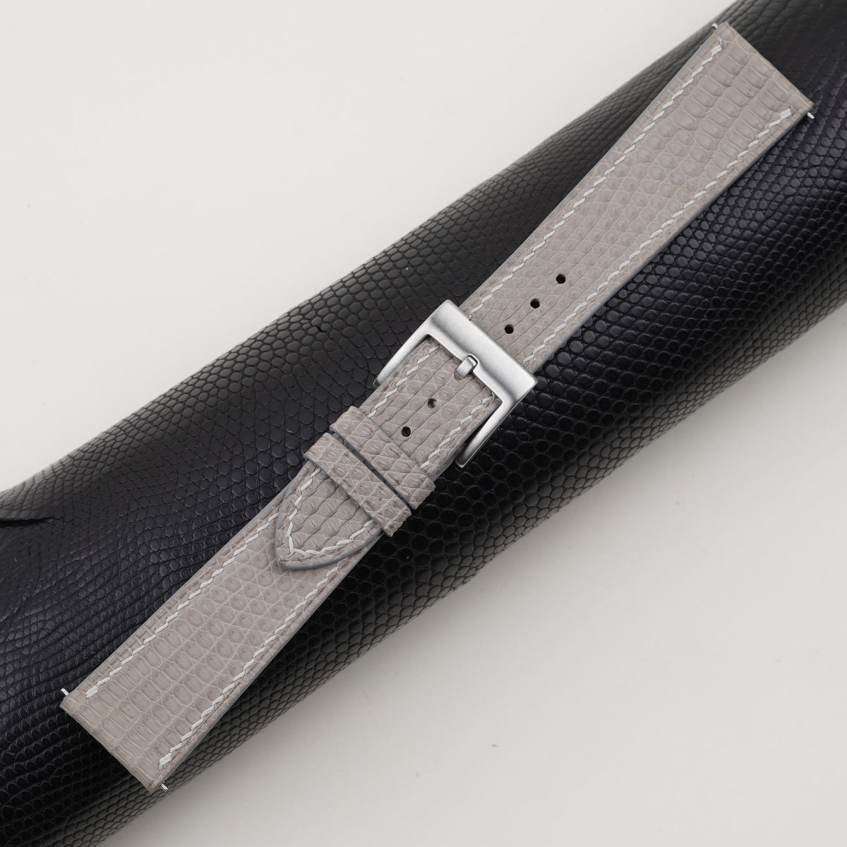 light grey lizard leather watch strap – photo 3