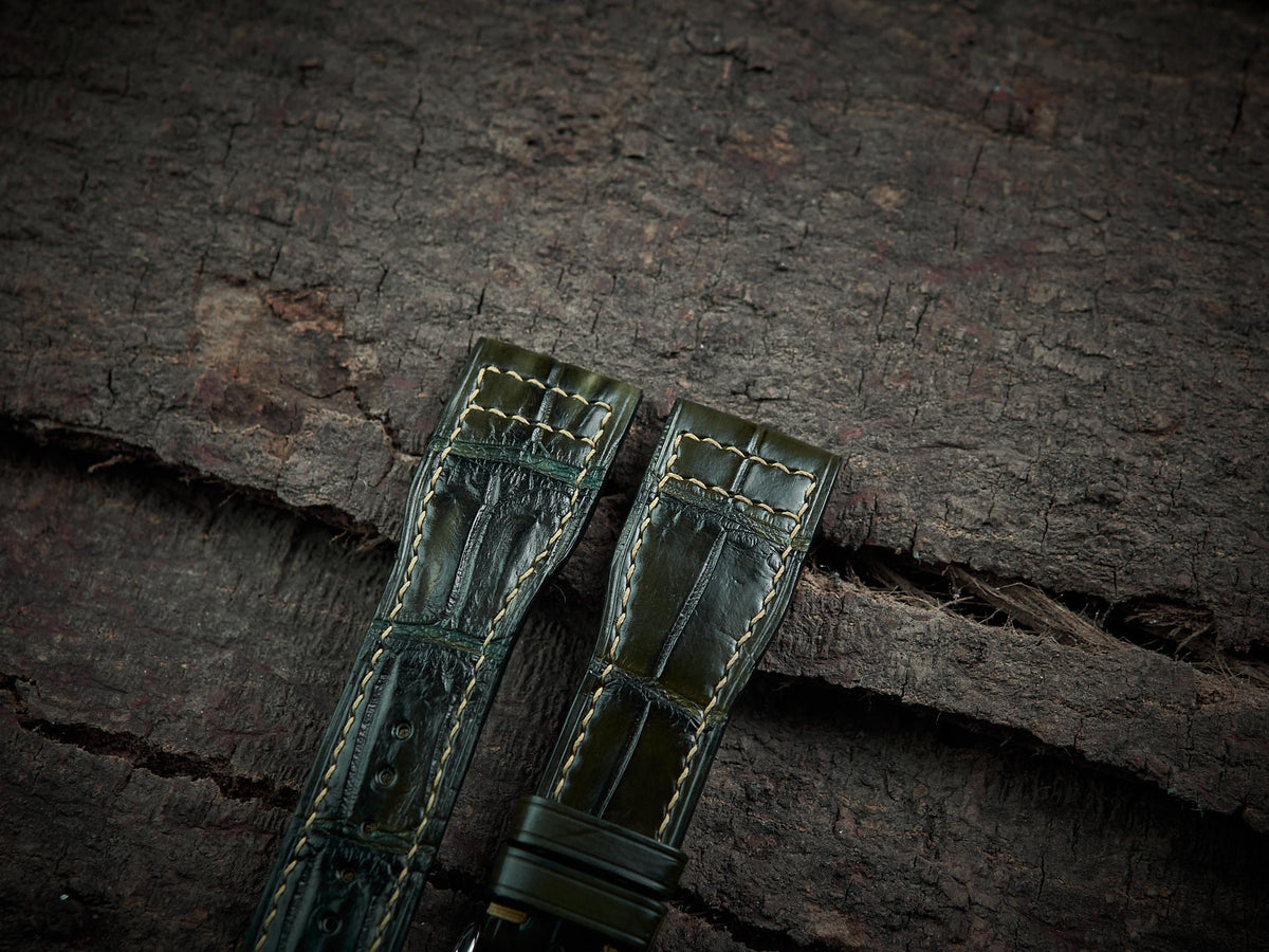 olive green alligator leather watch strap – photo 3