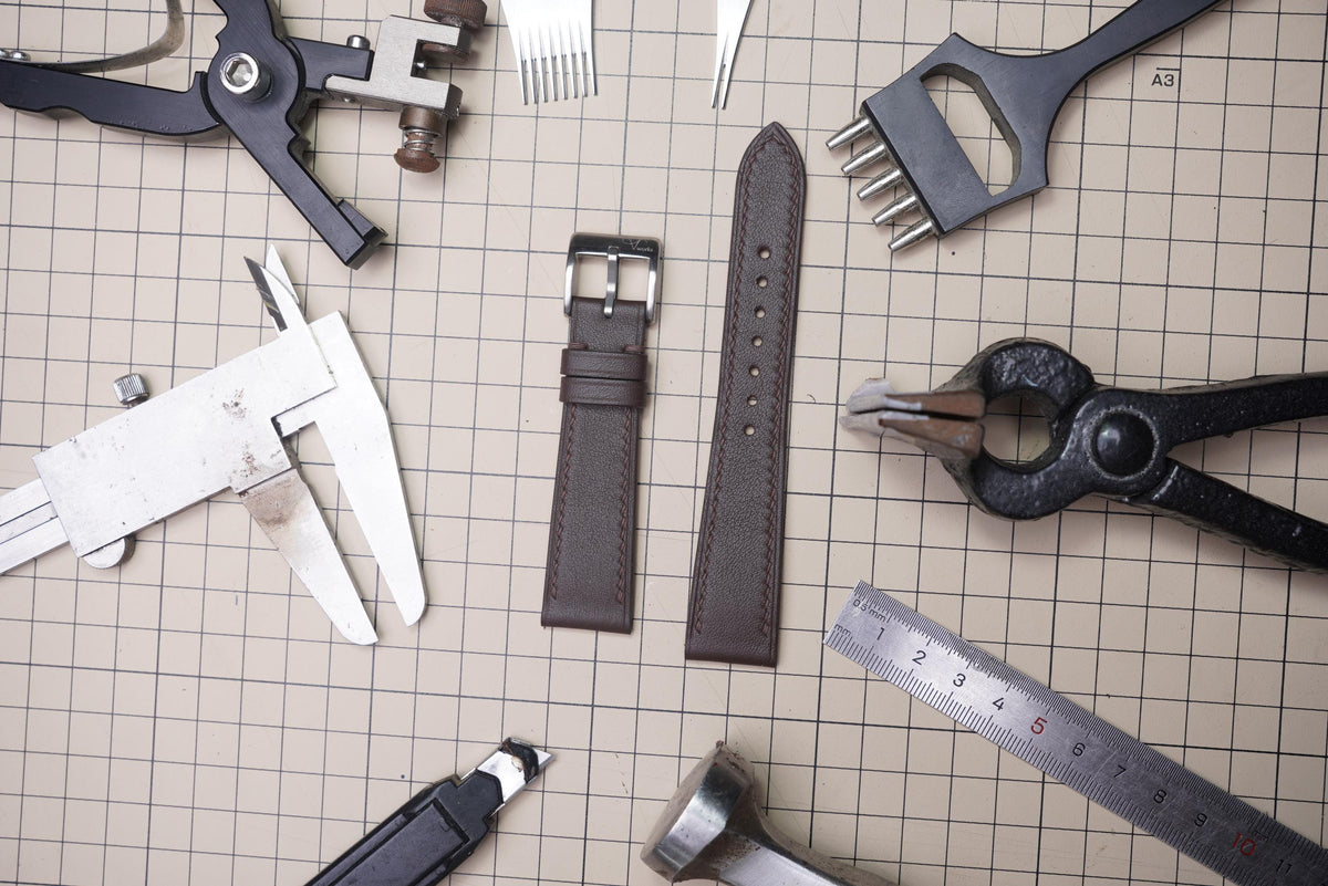 chocolate brown swift leather watch strap – photo 3