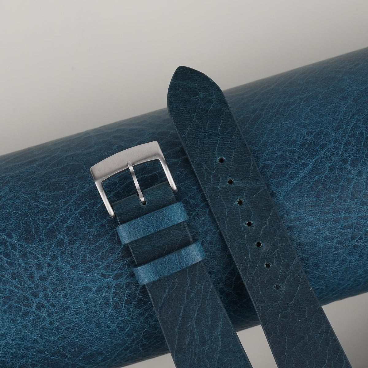 aqua blue waxed leather watch strap – photo 5